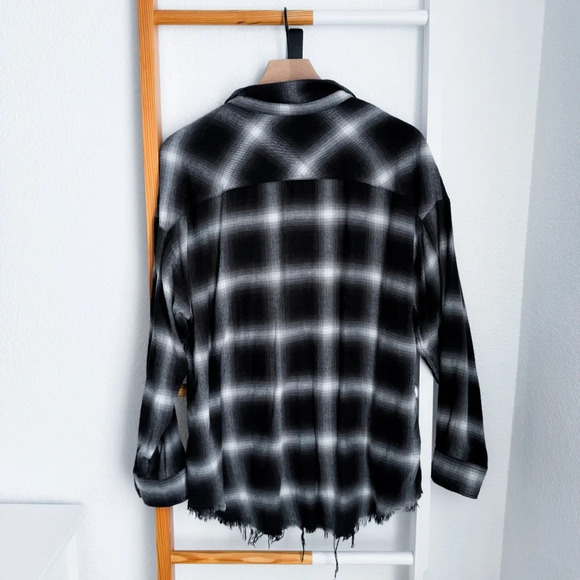 Hudson Oversized Flannel Button Down Shirt Raw Hem Distressed Plaid Black Gray - Picture 3 of 12